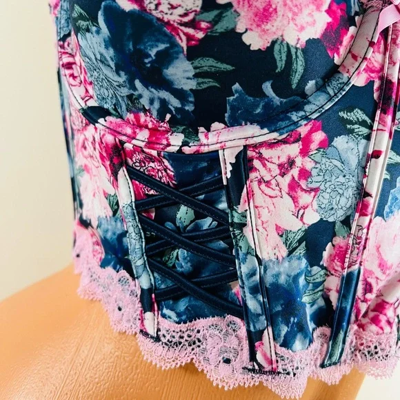 36D Victoria’s Secret Dream Angels Lined Demi Bra Top Corset - Picture 6 of 12